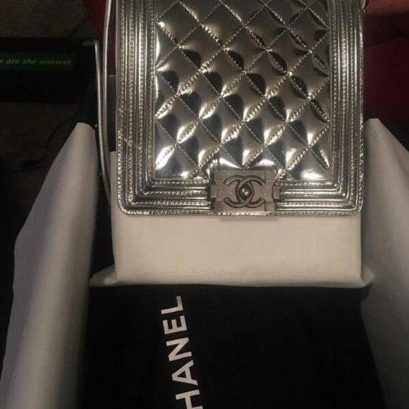 Authentic Chanel Boy Bag - Picture 2 of 6